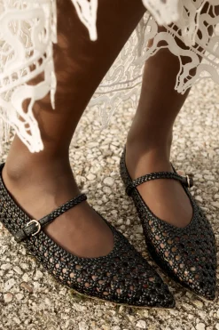 Sale Ulla Johnson Gracie Pointy Toe Flat Noir